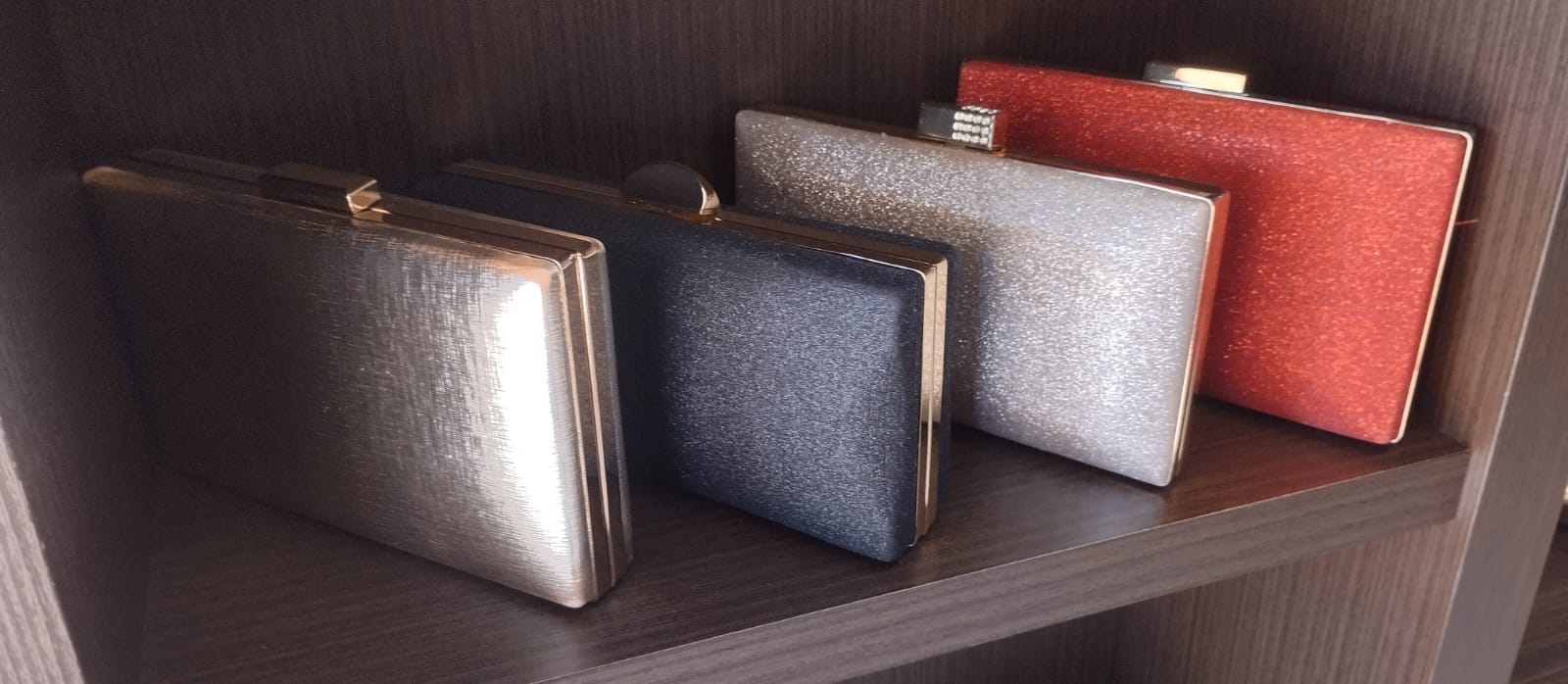 Bolsas clutch metalizadas